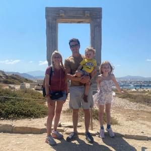 Meet your Posher, Helen